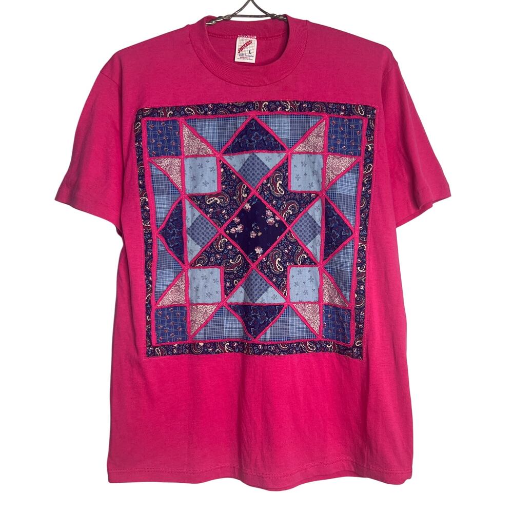 Vintage Handmade Fuchsia Pink Blue Quilt Hex Womens Size Large T-Shirt Cottage